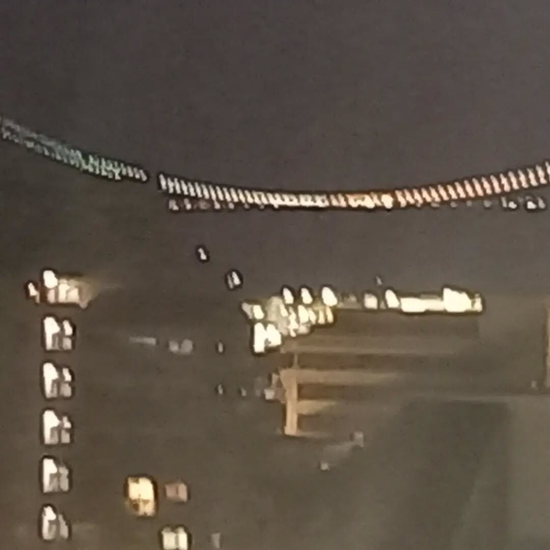 夜のサロンからの景色ですよ☺️ 